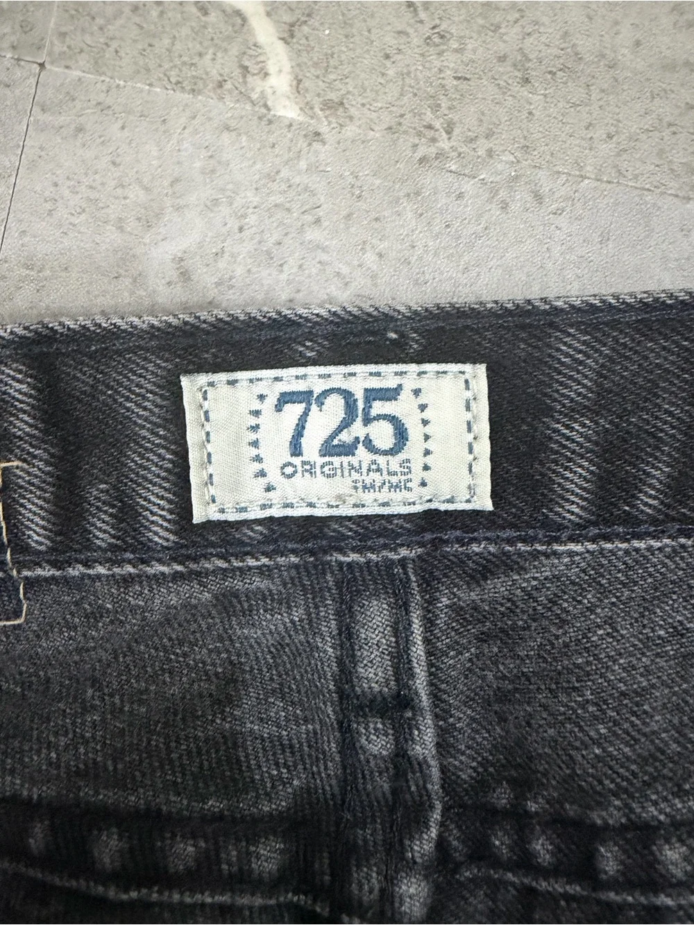Vintage 725 Faded Black Men's Jeans 34 X 31 Relaxed Fit Made In Canada